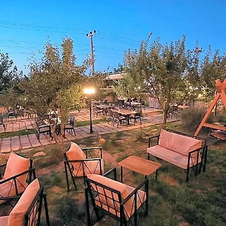 Cappadocia Panda Garden House 3*